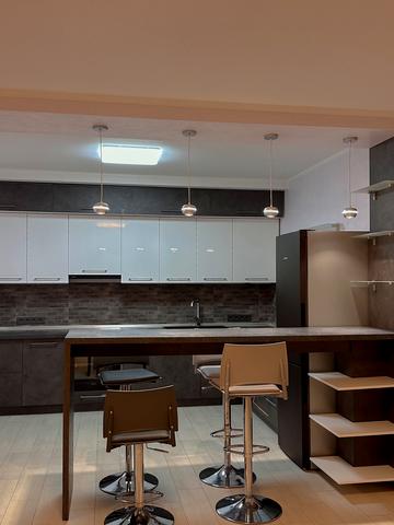 Буковинська вул., 14