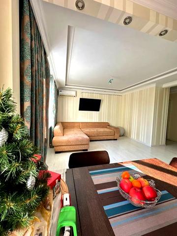 Платонова бульв. (Королеви Анни), 26