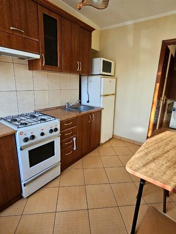 Джорджа Вашингтона вул. (Батальна), 11