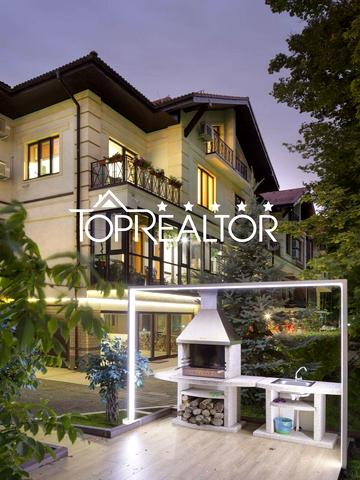 Білої Акації вул., 32