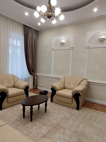 Красний пров., 11