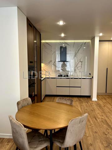 Капушанська вул., (Будинок 2)