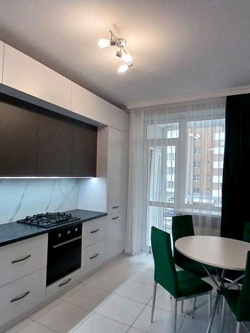 Малоголосківська вул., 8д