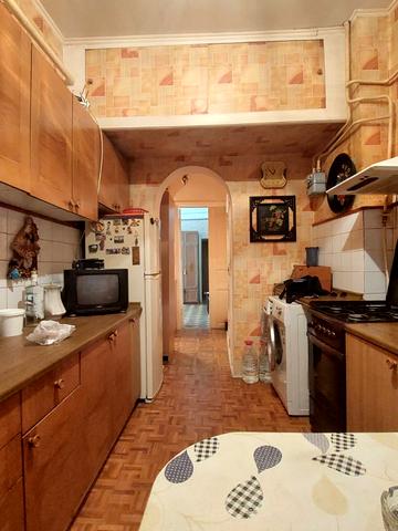 Єлисаветградський пров., 4