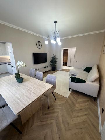 Соборна вул. (Леніна), 22/19