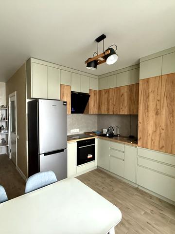 Кадетський Гай вул., 10