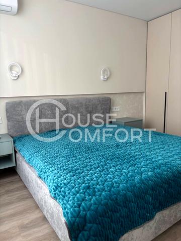 Олександра Олеся вул., (Будинок 7.8)