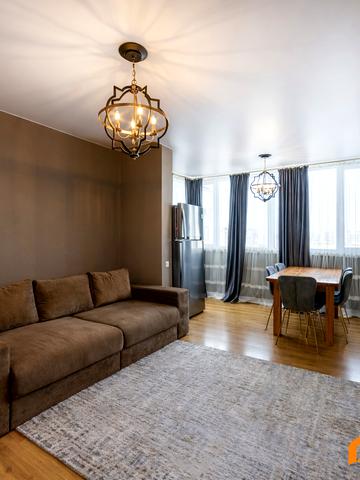 Сергія Данченка вул., 30