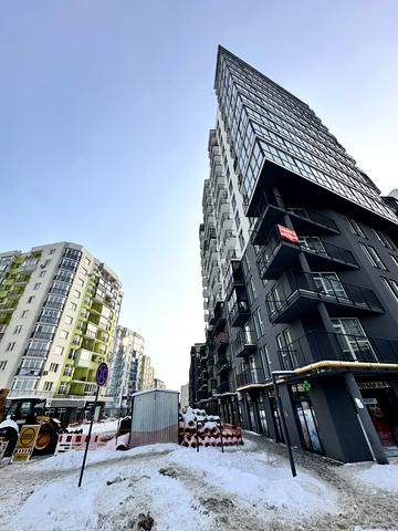 Залізнична вул., 7П