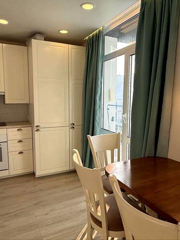 Ювілейний пров., 11