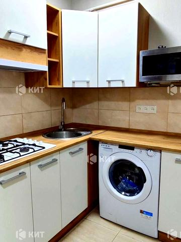 Матюшенка вул., 11