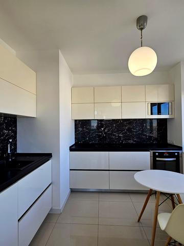 Валерія Лобановського просп., 150-Д