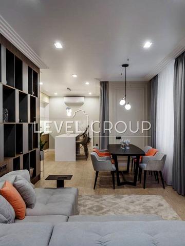 Антоновича вул. (Горького), 44