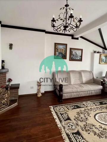 Богдана Хмельницького вул., 51д