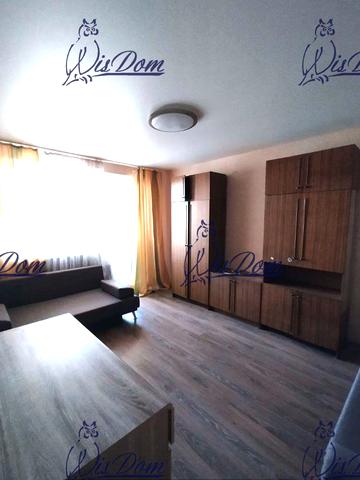 Олімпійська вул., 19