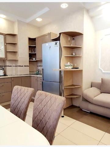 Відрадна вул., 13