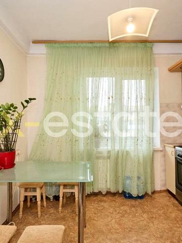 Лісовий просп., 11