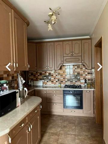 Пасічна вул., 33