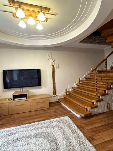 Євгена Чикаленка вул., 59