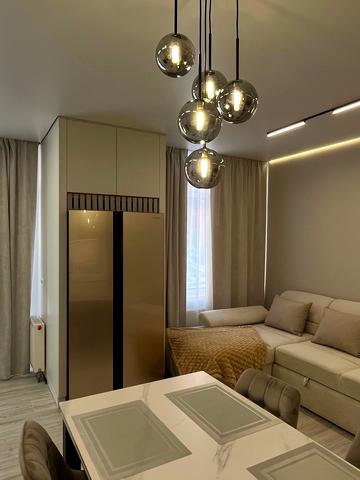 Оптимістична вул., 1