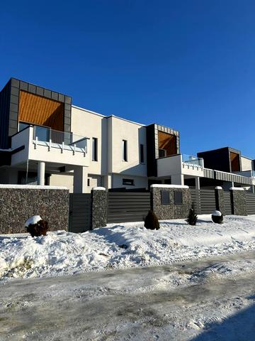 Івана Франка вул., 74