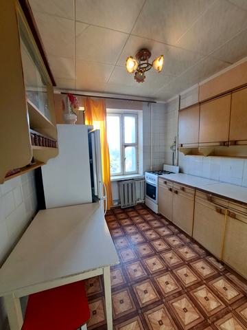 Симиренка вул., 13