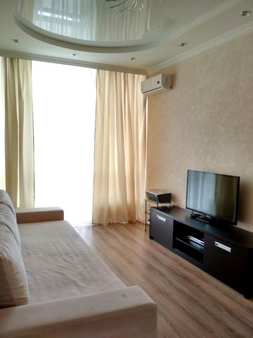 Перлинна вул., 3а/1