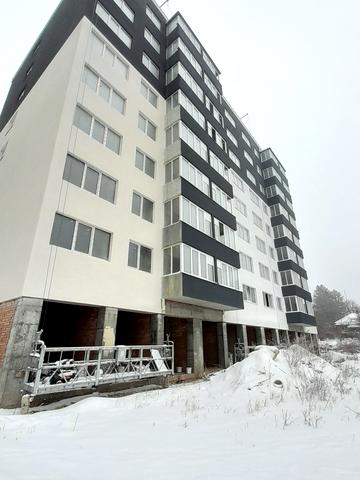 Лялі Ратушної вул., 23