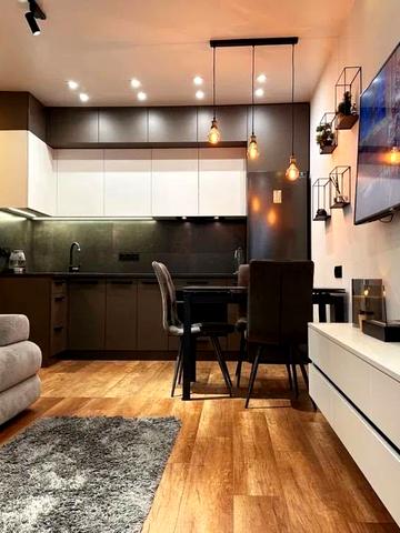 Зарічна вул., 4 к2