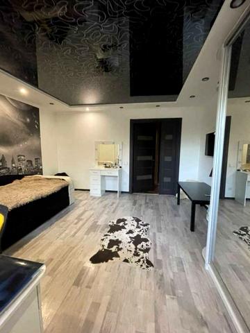 Решетилівська вул. (), 80