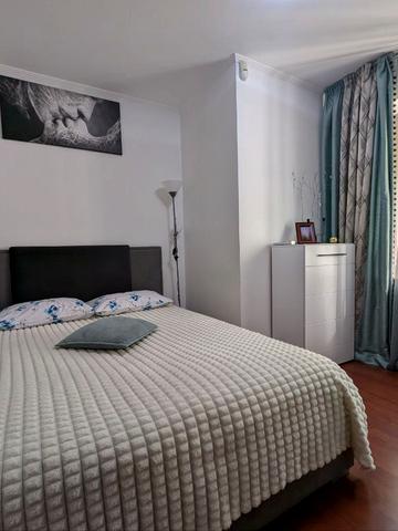 Трьохсвятительська вул., 3