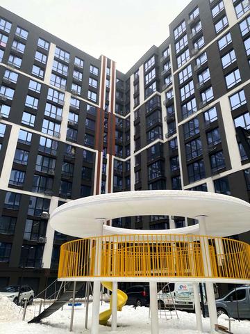 Богдана Хмельницького вул., 94