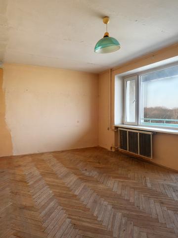 Пасічна вул., 70