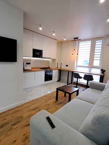 Вячеслава Липинського вул. (), 29-A