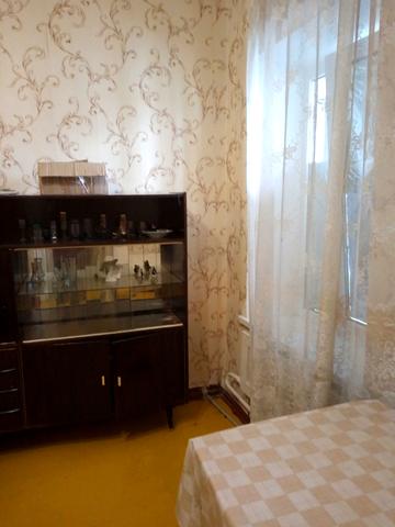 Гімназична вул., 30