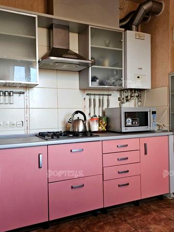 Богдана Хмельницького просп. (Героїв Сталінграда), 53