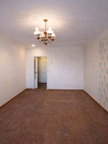 Сержа Лифаря вул. (Олександра Сабурова), 16