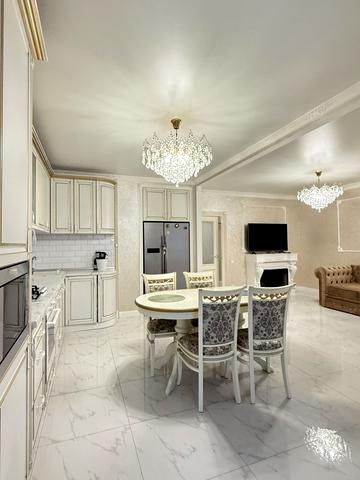 Академіка Шалімова вул., 69