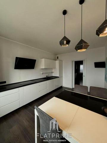 Єлизавети Чавдар вул., 22