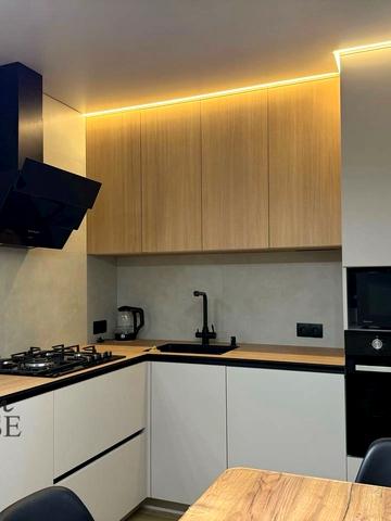 Левка Лукяненка вул. (Маяковського), 23