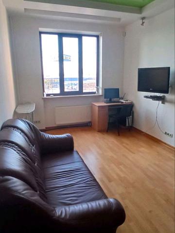 Джорджа Вашингтона вул. (Батальна), 7а