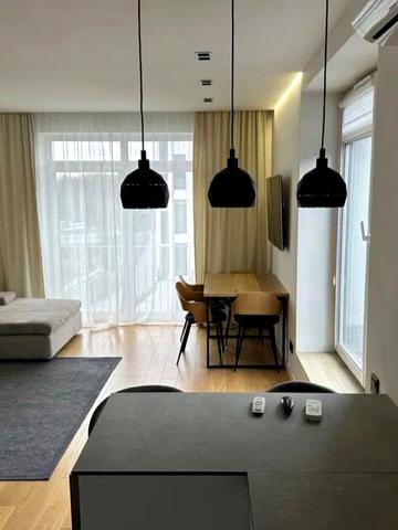 Пасічна вул., 154д