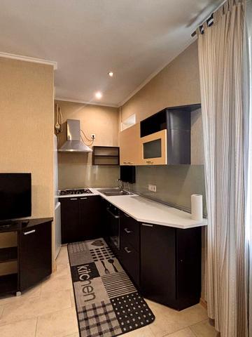 Митрофана Довнар-Запольського вул., 3