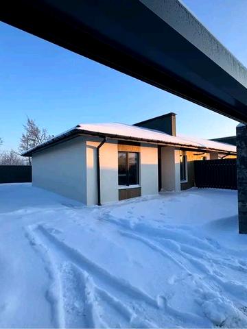 Остромирська вул.