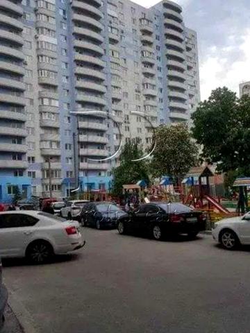 Білогородська вул., 51