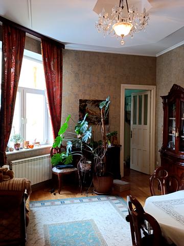 Івана Богуна вул., 6