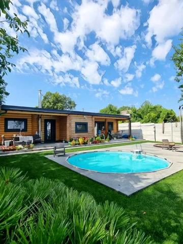 Набережна Перемоги вул.