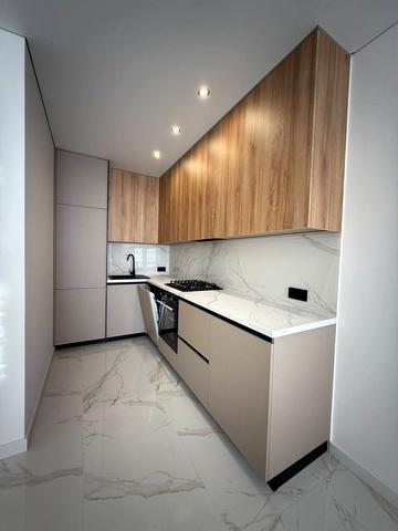 Золота вул., 2