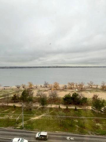 Озерна вул. (Червоних Майовщиків), 52А