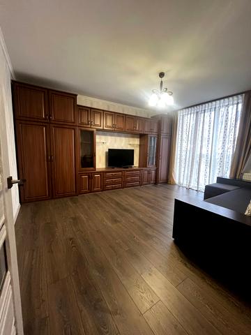 Осипа Турянського вул. (), 17